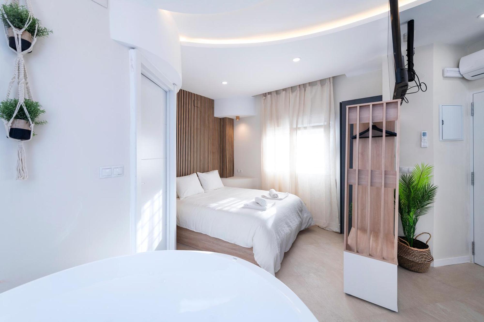 Malaga Boutique V.V Luxury Jacuzzy Daire Dış mekan fotoğraf