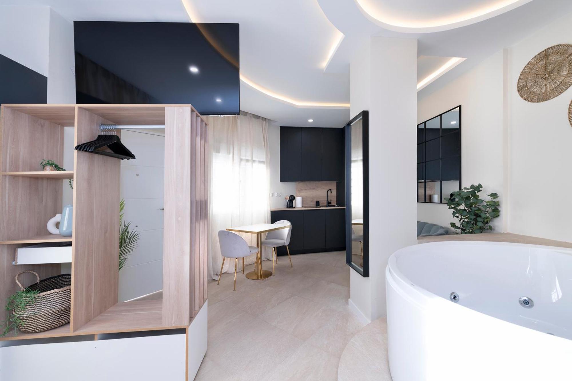 Malaga Boutique V.V Luxury Jacuzzy Daire Dış mekan fotoğraf