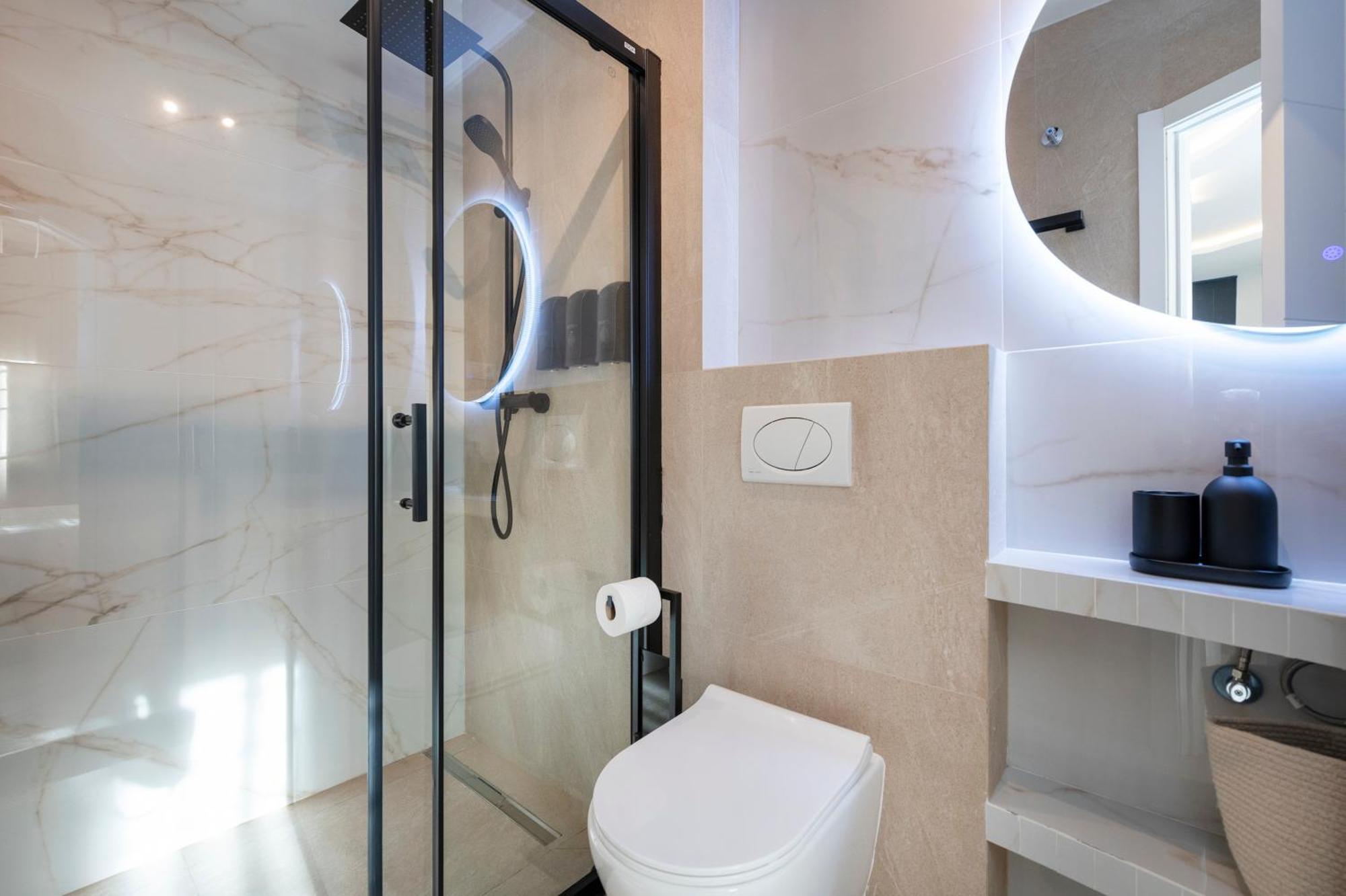 Malaga Boutique V.V Luxury Jacuzzy Daire Dış mekan fotoğraf